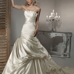 Maggie Sottero Couture Ivory Bridal Gown